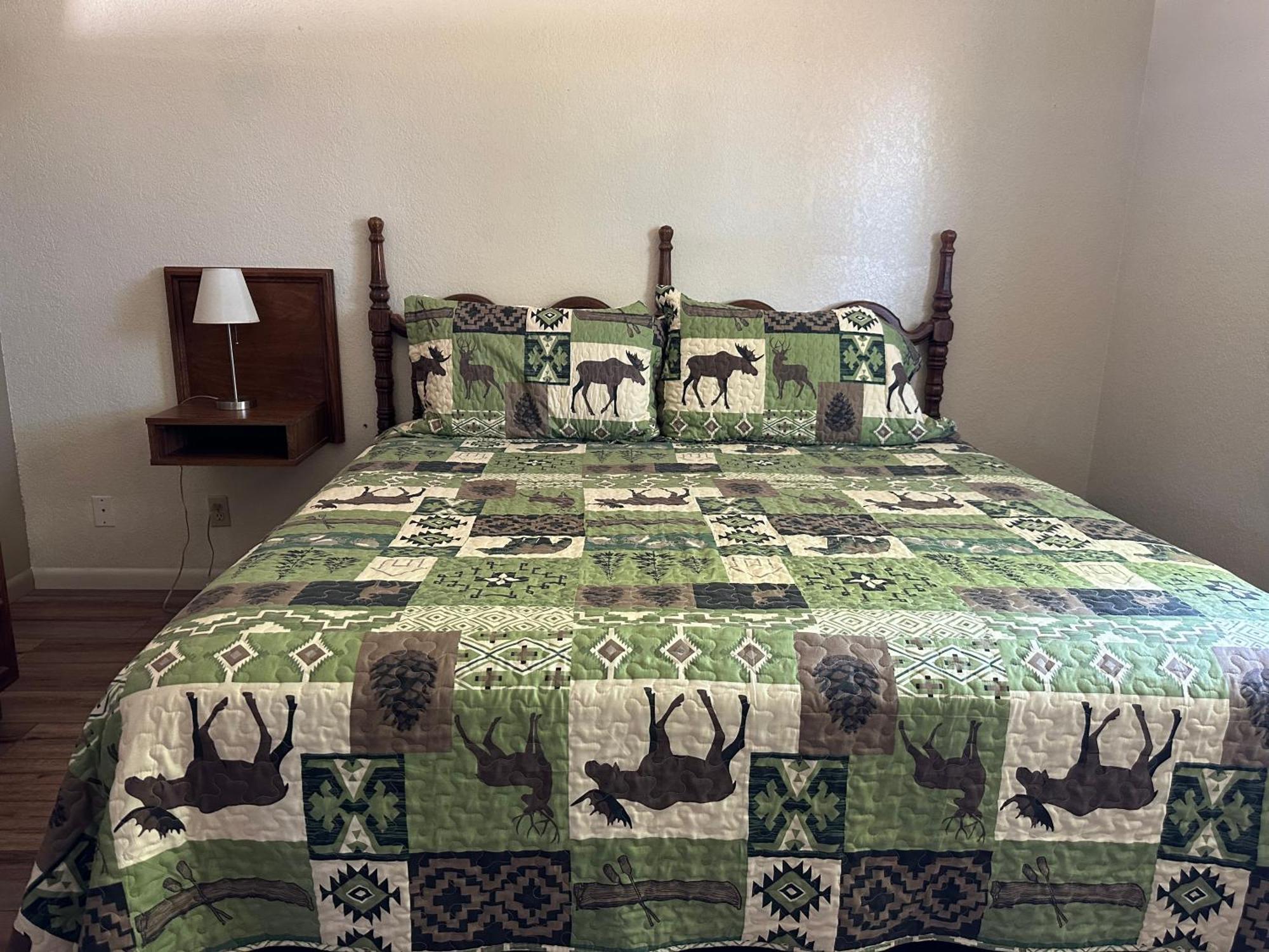 Sunset Inn And Suites Fredericksburg Extérieur photo