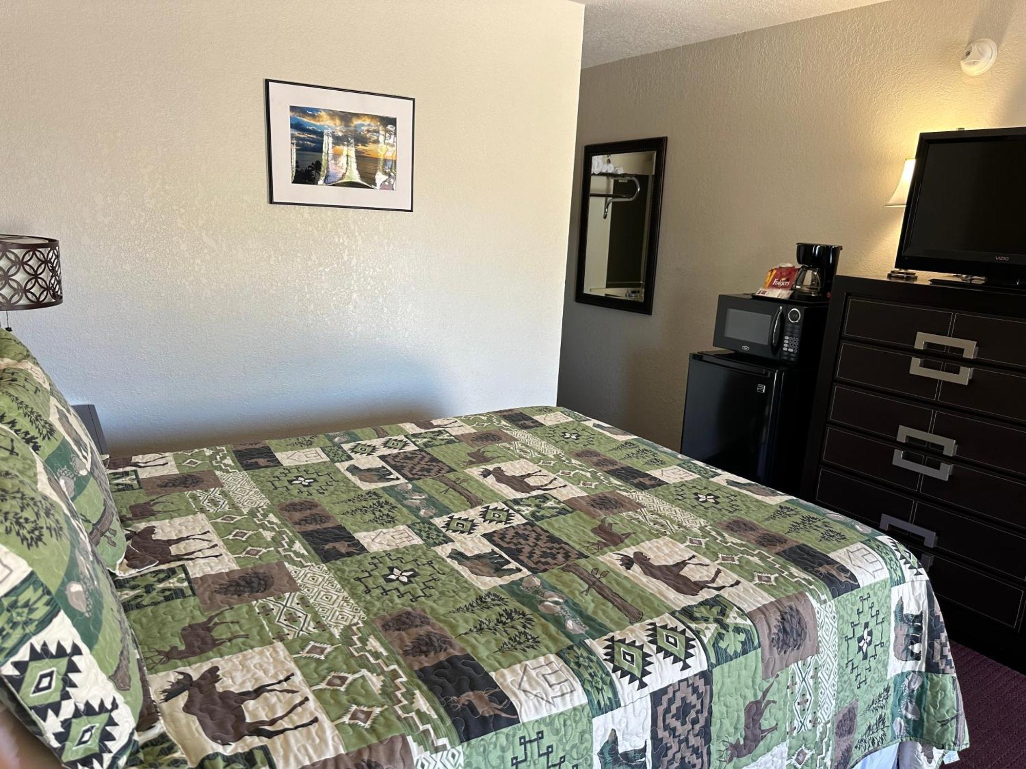 Sunset Inn And Suites Fredericksburg Extérieur photo